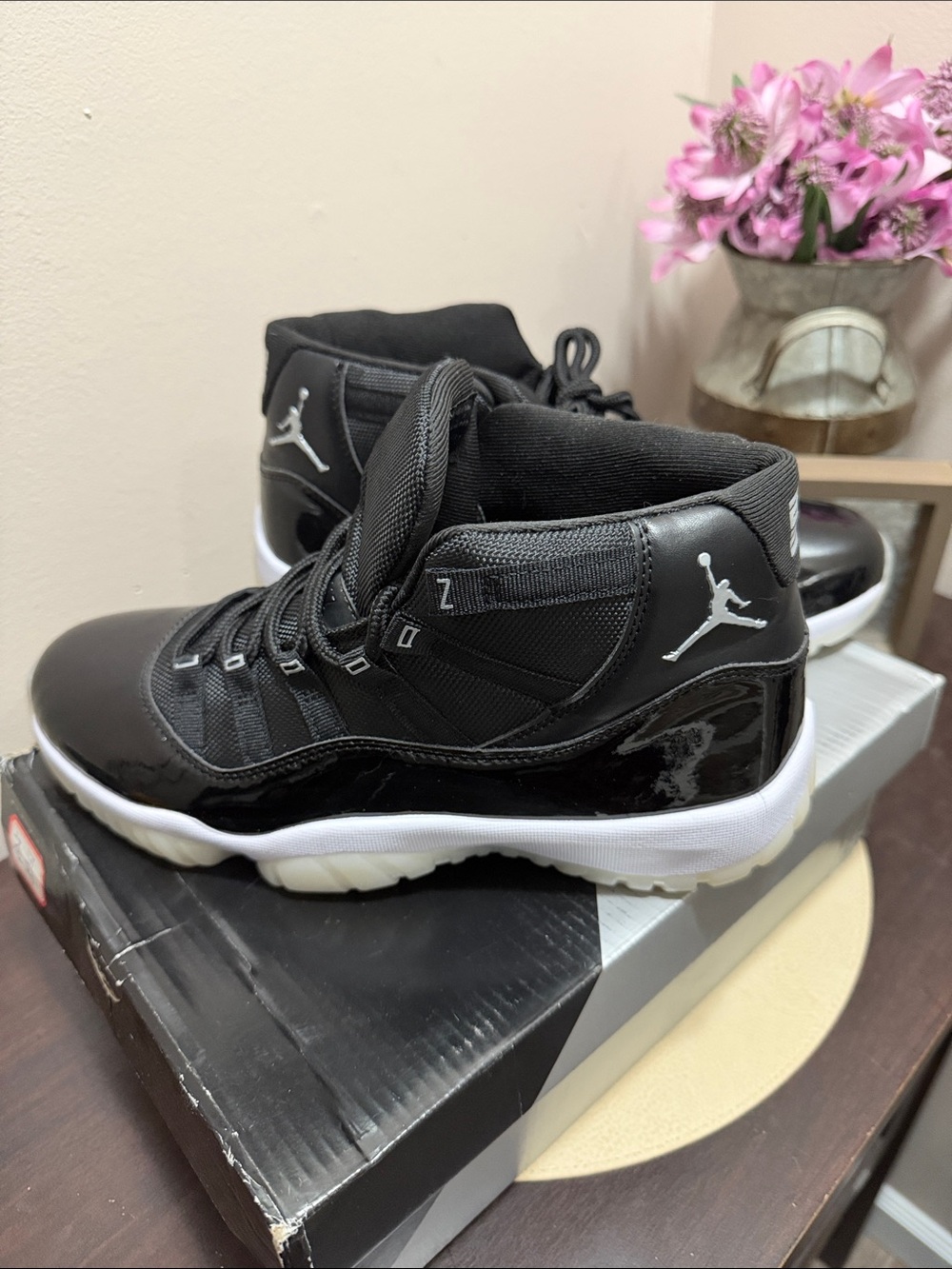 Nike Air Jordan 11 Retro 'Black/White' Men's Basketball Shoes